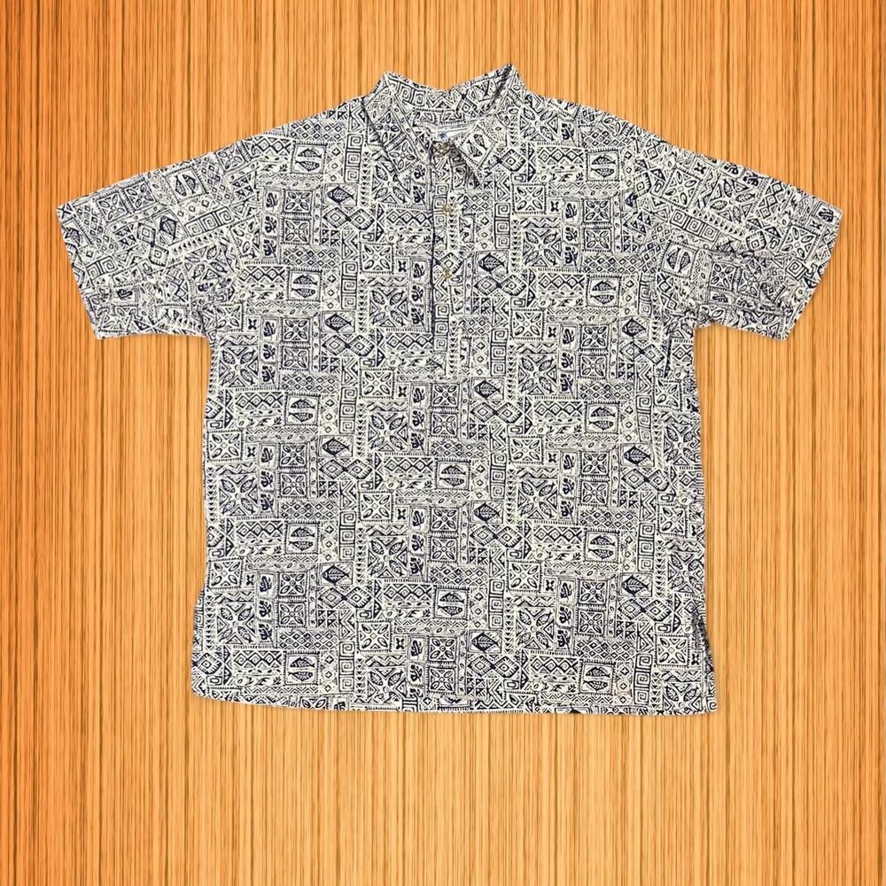 Vintage Hawaiian Button-Up Shirt